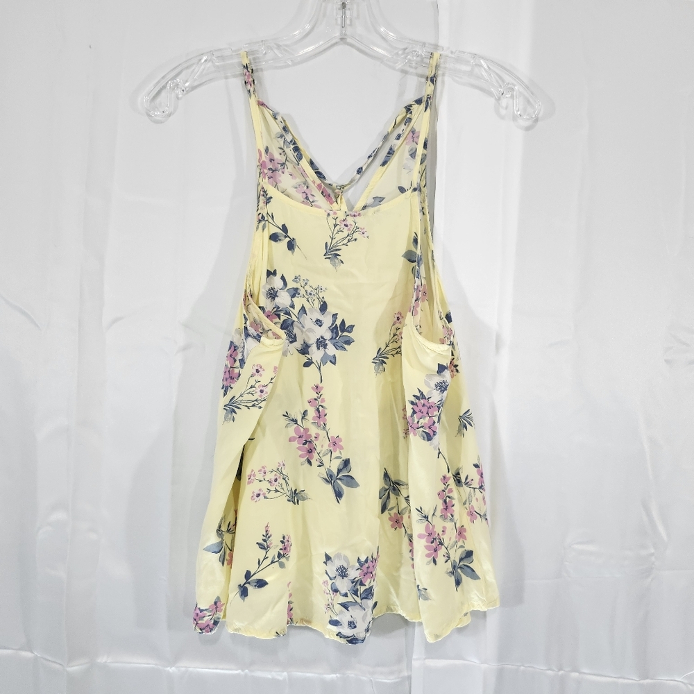 Hollister Size Small Yellow Floral Tie Back Top